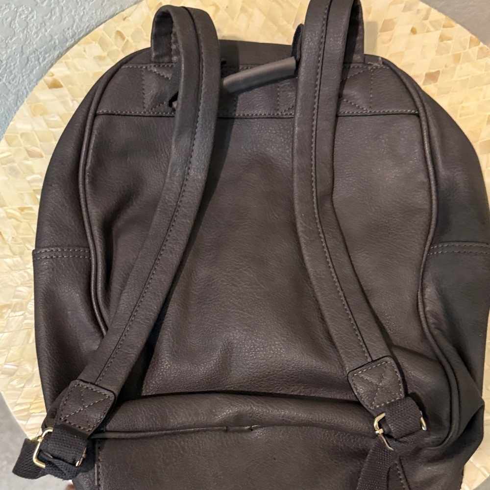 Star-Embellished grey Backpack - Picture 4 of 8